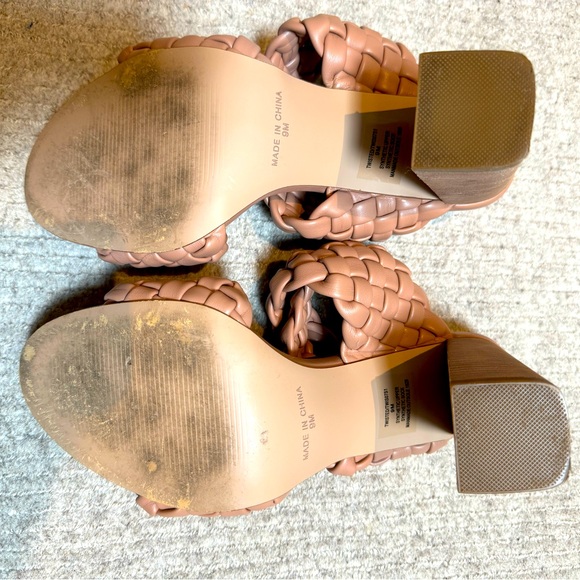 Steve Madden woven twisted heeled sandals women size 9. Good condition. - Picture 3 of 3